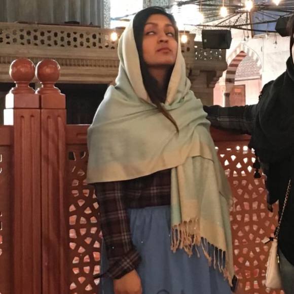 Meet your Posher, Abir - Picture 1 of 1